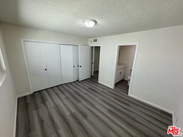 $2,800 | 522 South Alexandria Avenue, Unit 303, Los Angeles, CA 90020