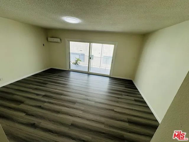 $2,800 | 522 South Alexandria Avenue, Unit 303, Los Angeles, CA 90020