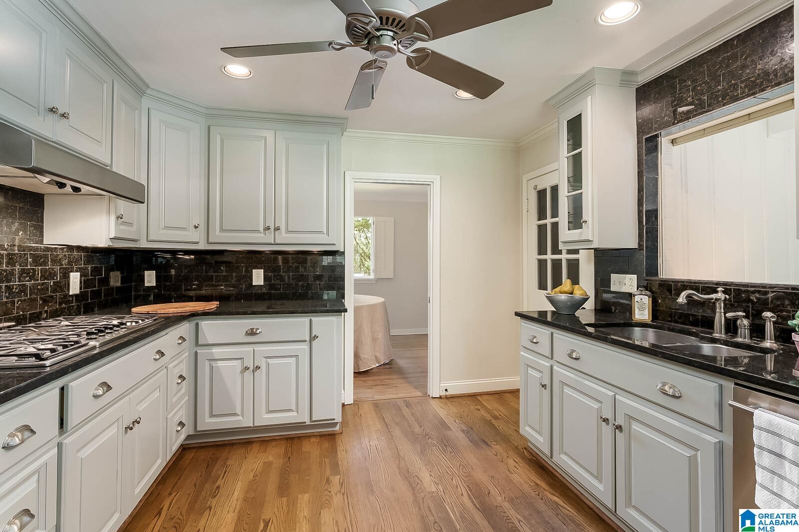 1836 Laurel Road Birmingham, AL 35216 - Photo 18 of 49