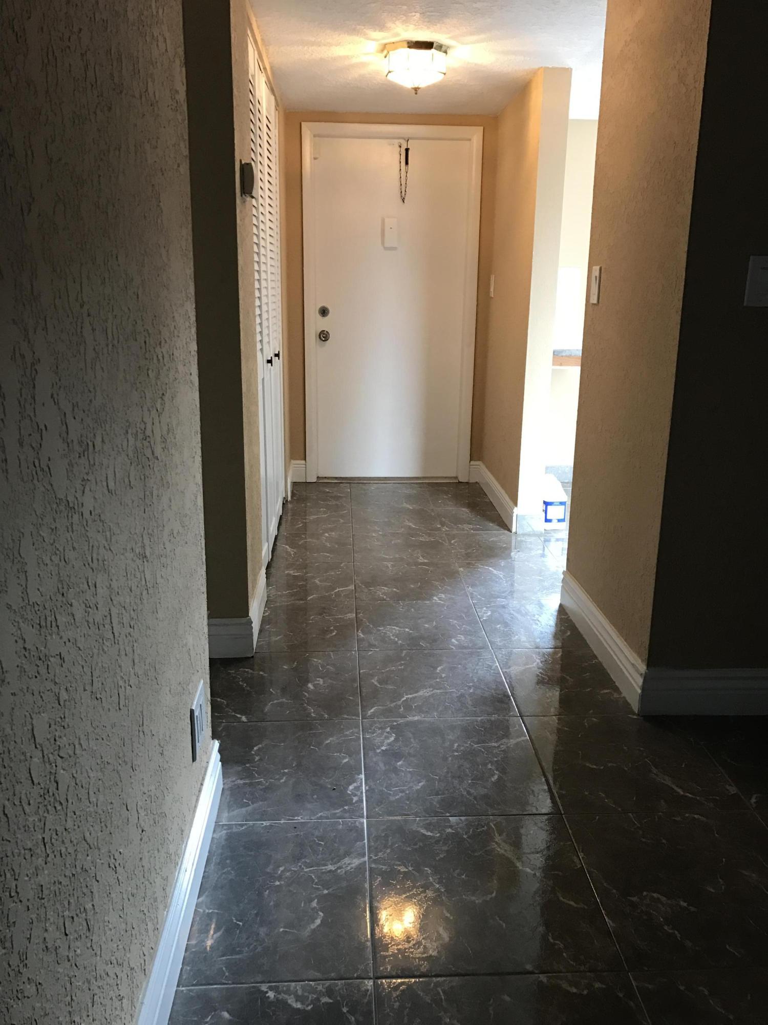 9354 Southwest 3rd Street, Unit 604 Boca Raton, FL 33428 - Photo 2 of 12 Hallway