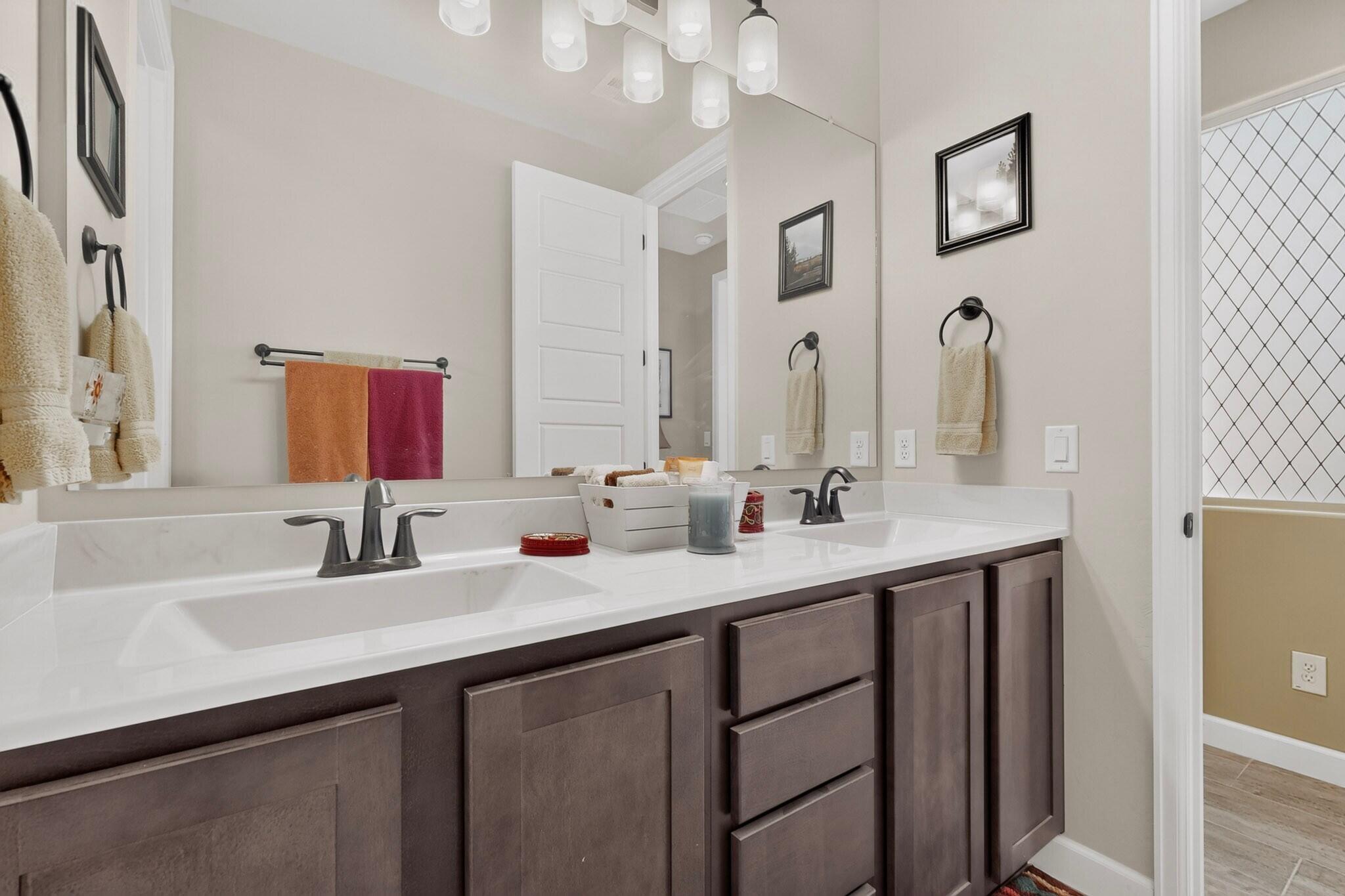 5625 Barranca Overlook Place Northeast Rio Rancho, NM 87144 - Photo 43 of 65 Gallery Image 43