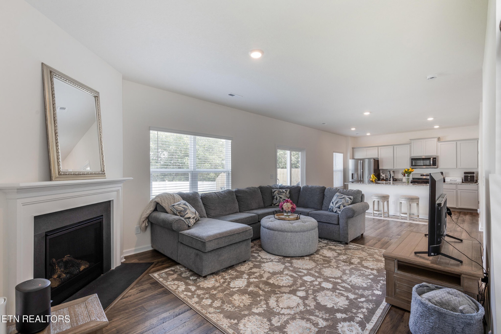 127 Smt Rdg Lane Oak Ridge, TN 37830 - Photo 14 of 31 Gallery Image 14