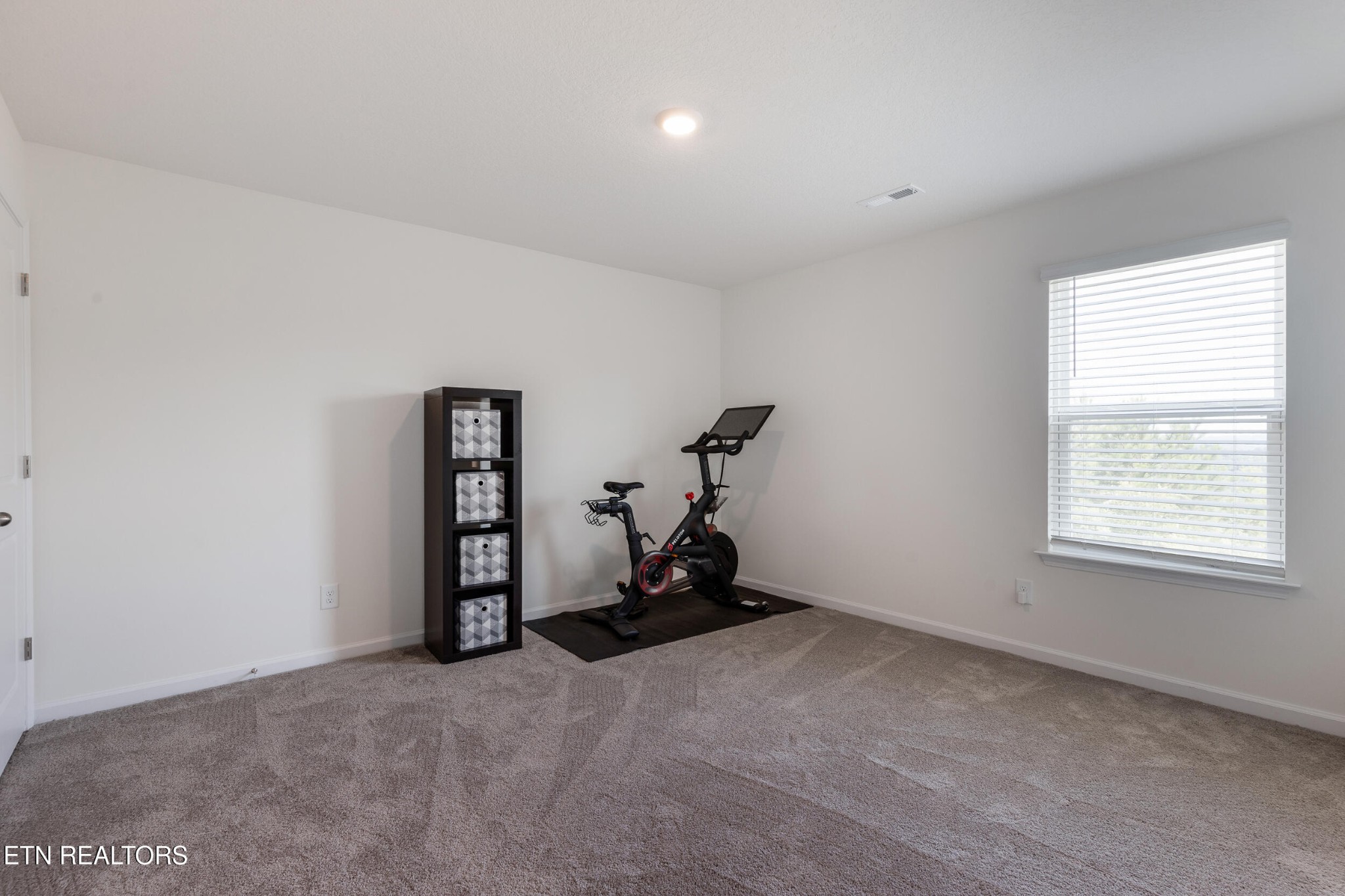 127 Smt Rdg Lane Oak Ridge, TN 37830 - Photo 28 of 31 Gallery Image 28