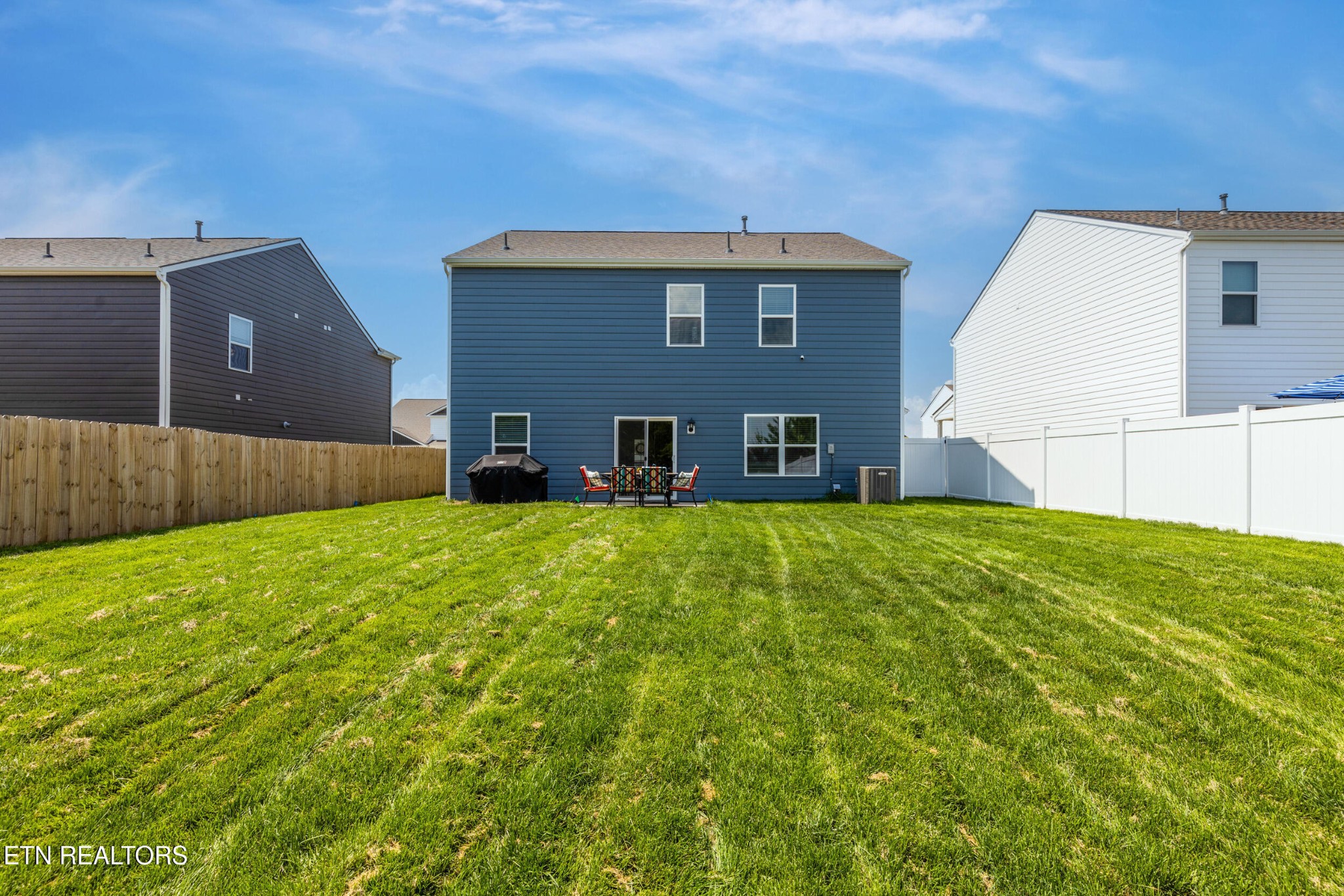 127 Smt Rdg Lane Oak Ridge, TN 37830 - Photo 4 of 31 Gallery Image 4