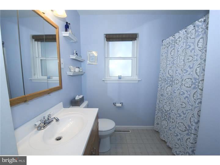 315 Greene Road Berwyn, PA 19312 - Photo 16 of 24 Bathroom