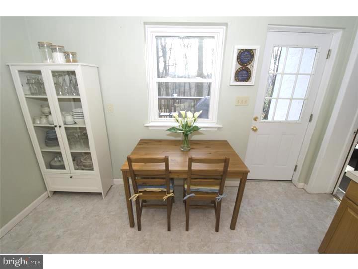 315 Greene Road Berwyn, PA 19312 - Photo 10 of 24 Kitchen