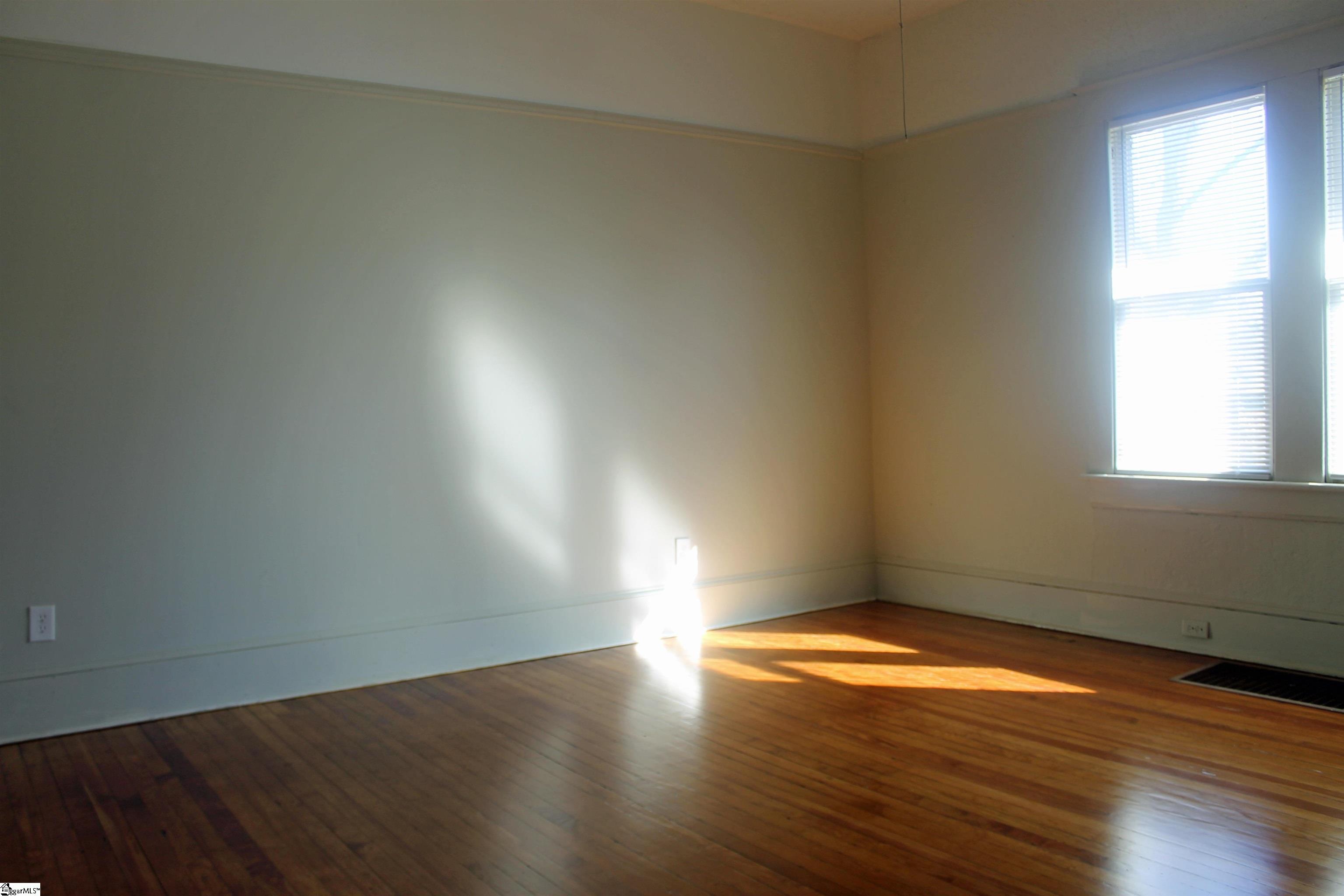 14 Elrod Street Greenville, SC 29609 - Photo 10 of 19