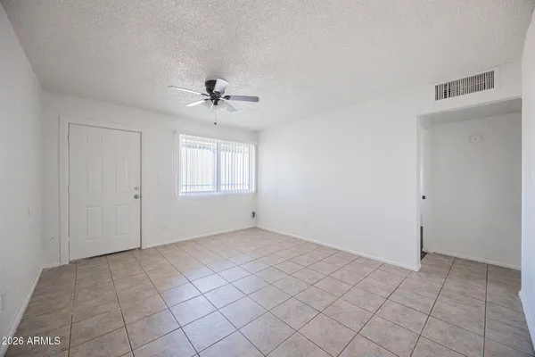$1,375 | 1915 North 26th Place, Unit 7, Phoenix, AZ 85008