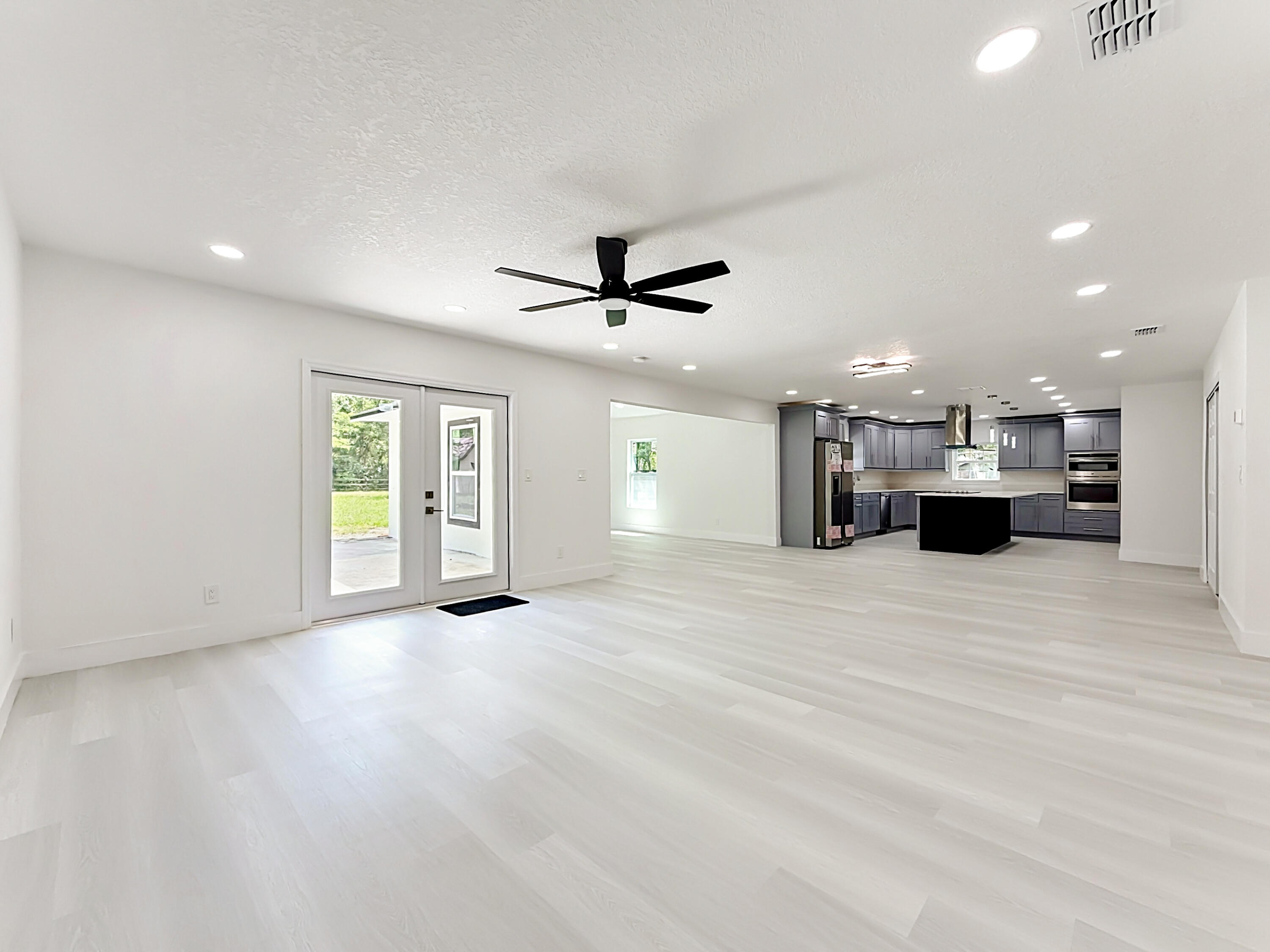 5534 Southwest 31st Street Ocala, FL 34474 - Photo 20 of 57 IMG_0136