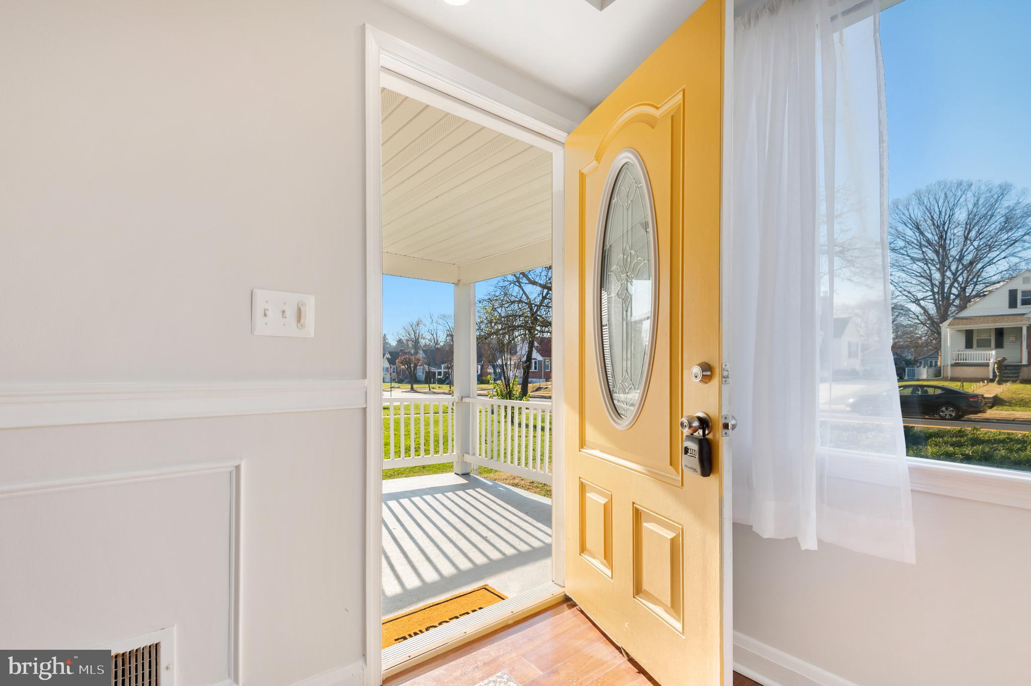 6503 Eastern Parkway Baltimore, MD 21214 - Photo 4 of 45 Great Front Porch Entry