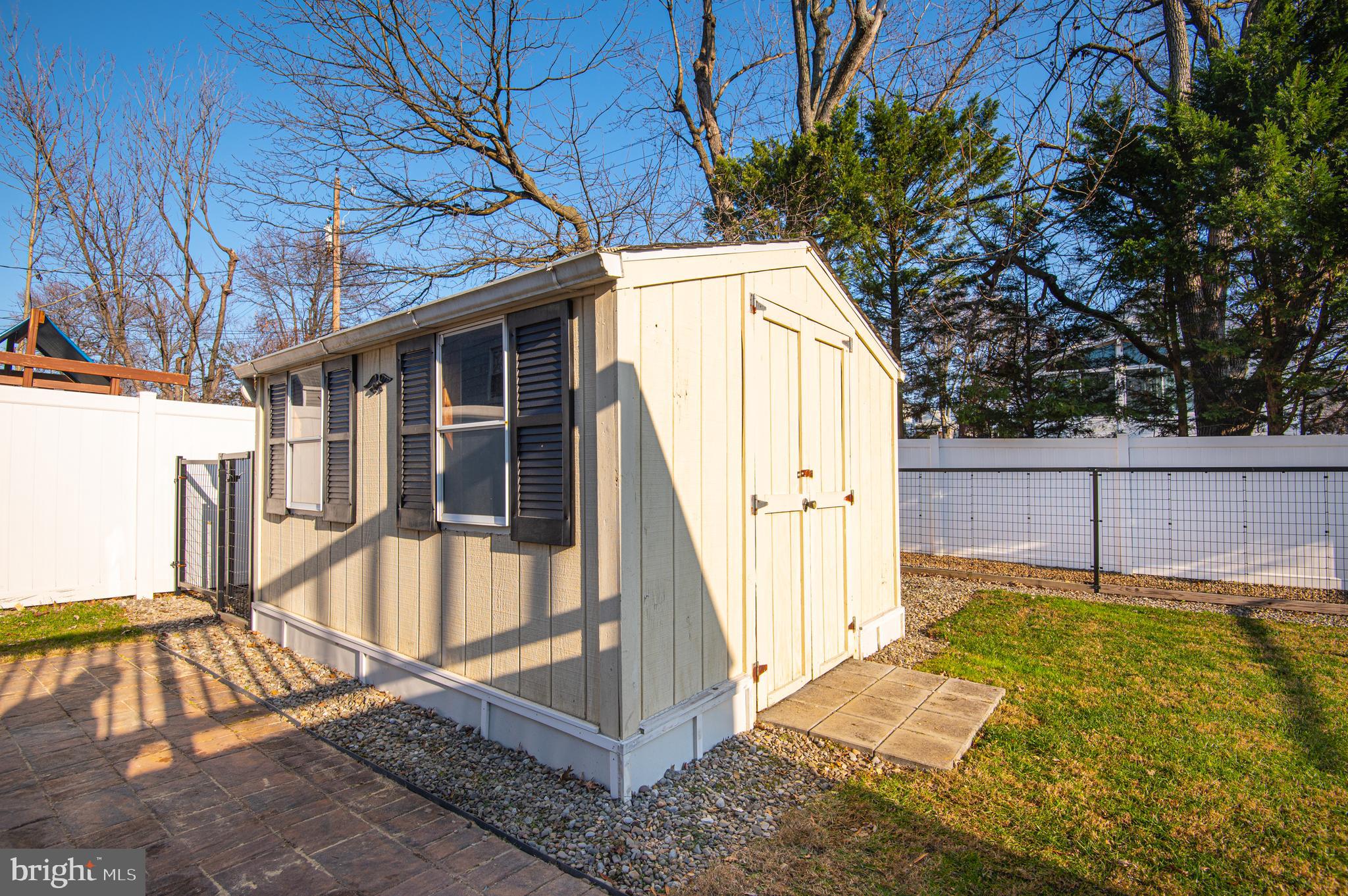 6503 Eastern Parkway Baltimore, MD 21214 - Photo 40 of 45 Large Storage Shed