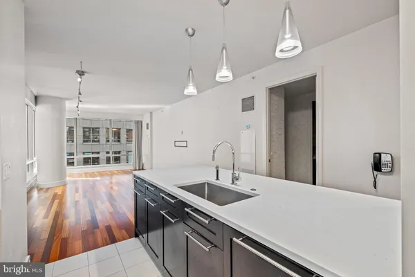 $599,000 | 1414 South Penn Square, Unit 6H, Philadelphia, PA 19102
