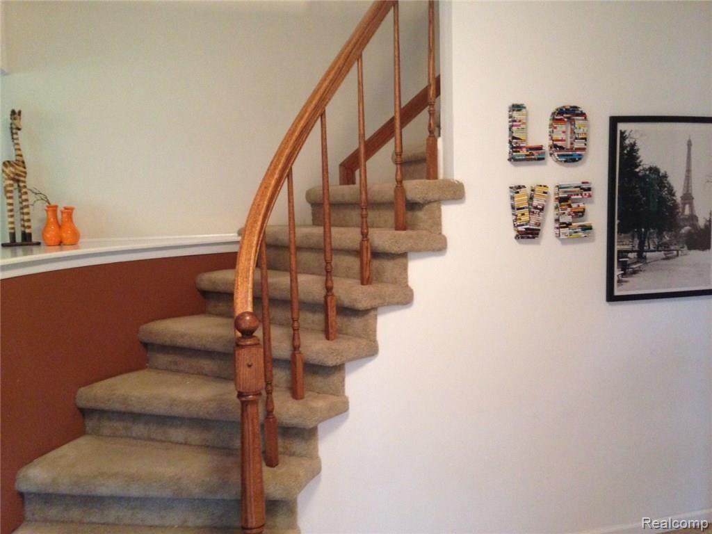 2833 Sandhurst Rochester Hills, MI 48307 - Photo 54 of 61
