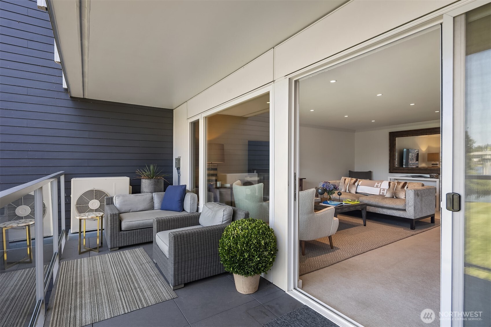 2500 Canterbury Lane East, Unit 302 Seattle, WA 98112 - Photo 18 of 33 a living room with furniture and a wooden floor