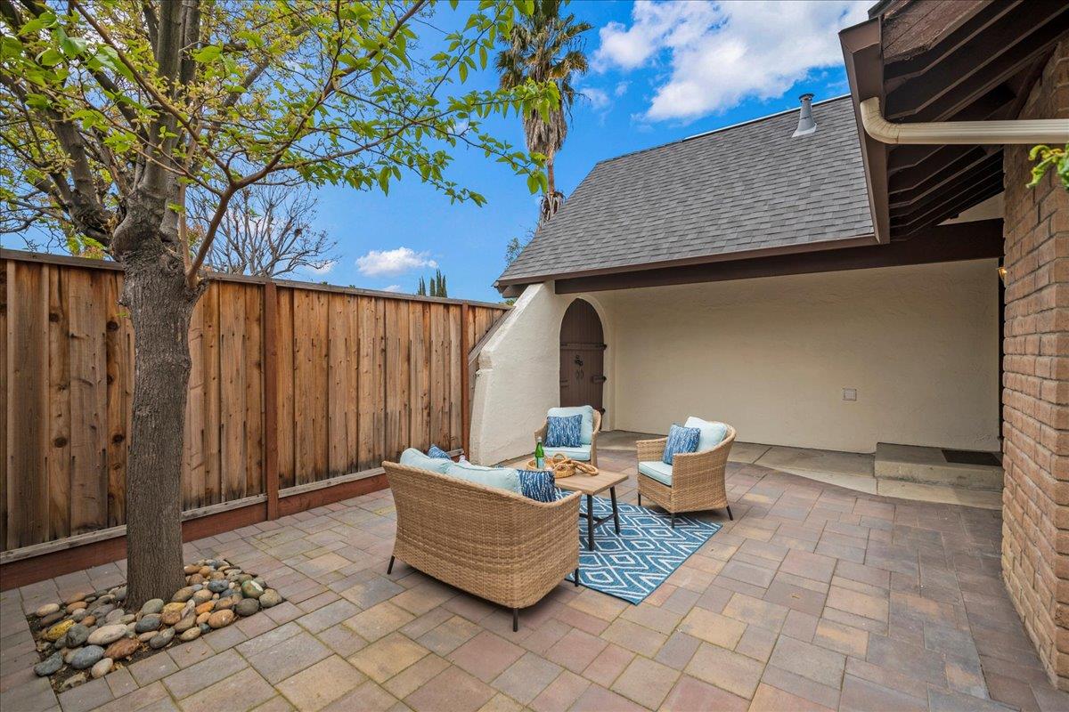 4118 Rosenbaum Avenue San Jose, CA 95136 - Photo 8 of 55