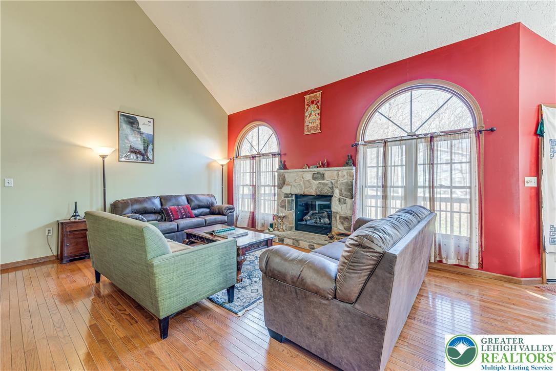 1624 Cotswald Road Tobyhanna, PA 18466 - Photo 16 of 43 Gallery Image 16