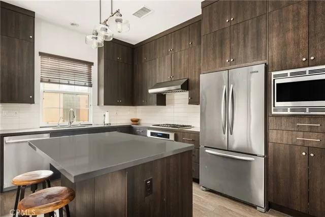 $1,299,900 | 119 Strawberry Grove, Irvine, CA 92620