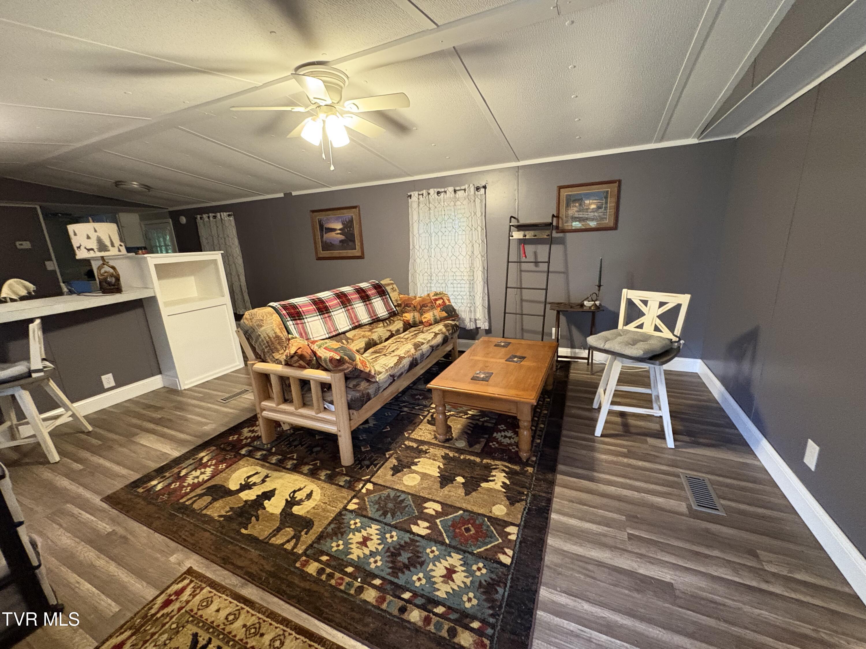175 Union Chapel Road Afton, TN 37616 - Photo 9 of 17 8