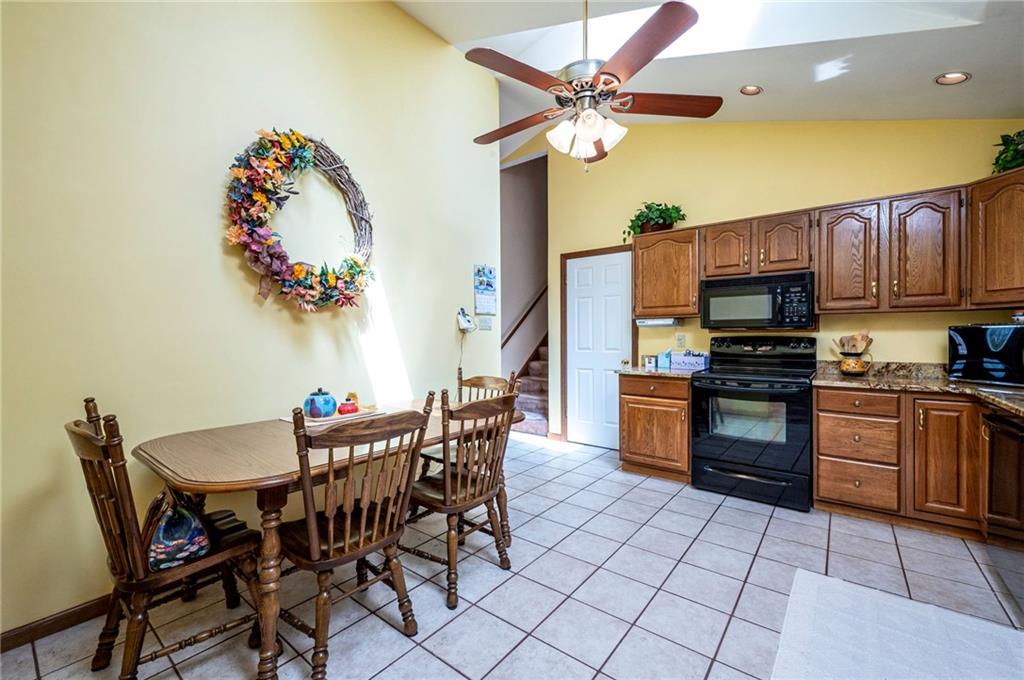 3238 Ridgeway Road Greensburg, PA 15601 - Photo 4 of 25 Gallery Image 4