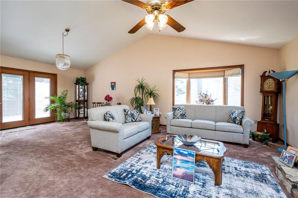 3238 Ridgeway Road Greensburg, PA 15601 - Photo 5 of 25 Gallery Image 5