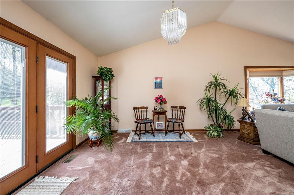 3238 Ridgeway Road Greensburg, PA 15601 - Photo 7 of 25 Gallery Image 7