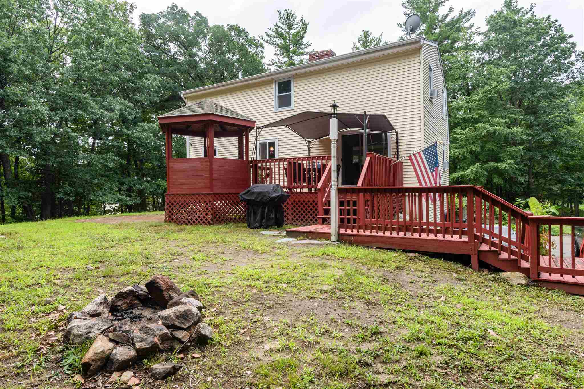 68 Gulf Road Derry, NH 03038 - Photo 23 of 26