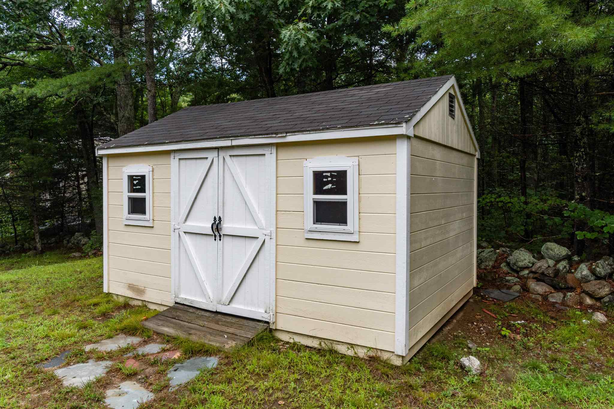 68 Gulf Road Derry, NH 03038 - Photo 24 of 26
