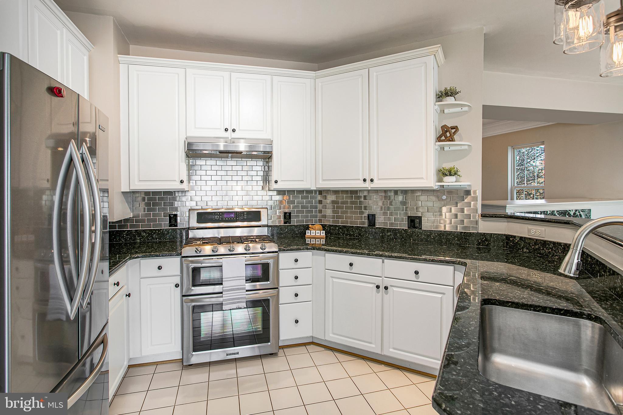 8041 Gatehouse Road, Unit 16 Falls Church, VA 22042 - Photo 2 of 43
