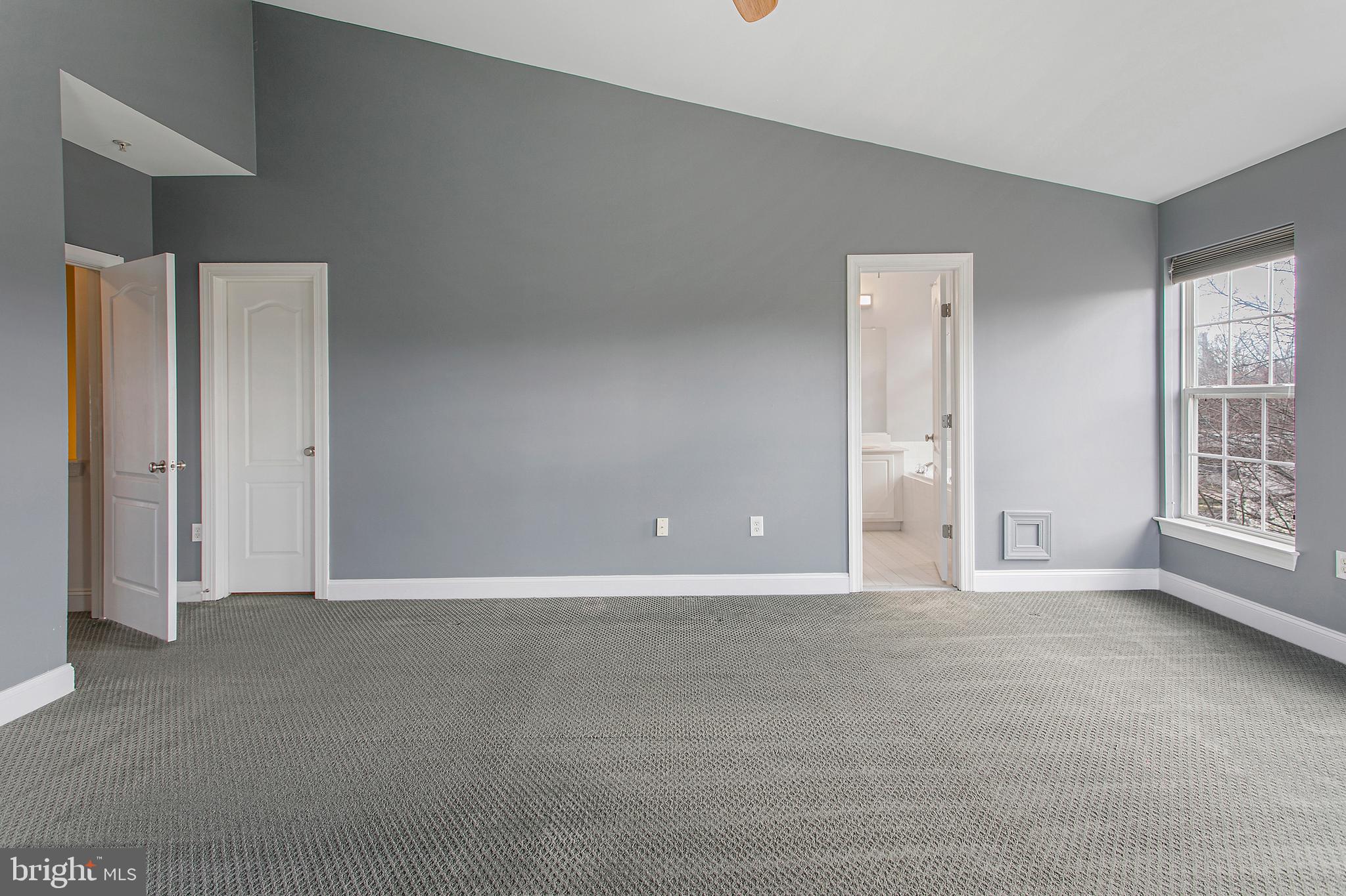 8041 Gatehouse Road, Unit 16 Falls Church, VA 22042 - Photo 25 of 43