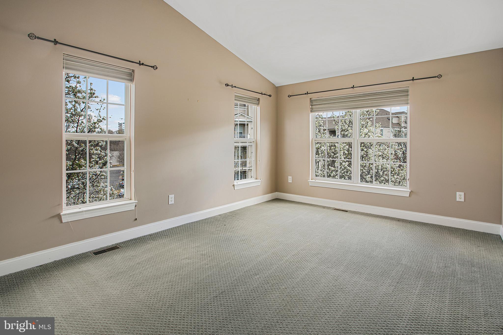 8041 Gatehouse Road, Unit 16 Falls Church, VA 22042 - Photo 29 of 43