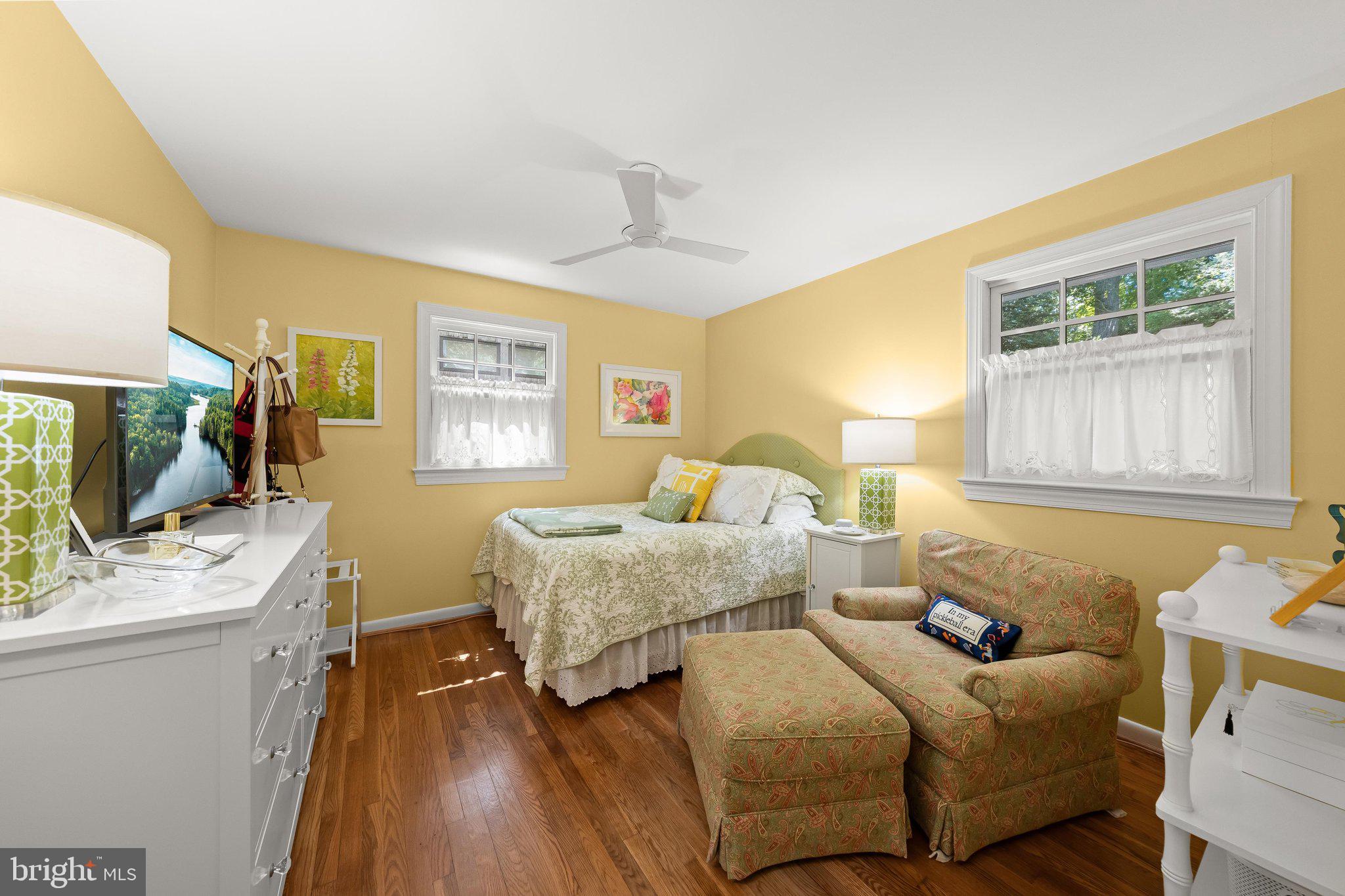 5318 Tuscarawas Road Bethesda, MD 20816 - Photo 20 of 42 Main level Bedroom