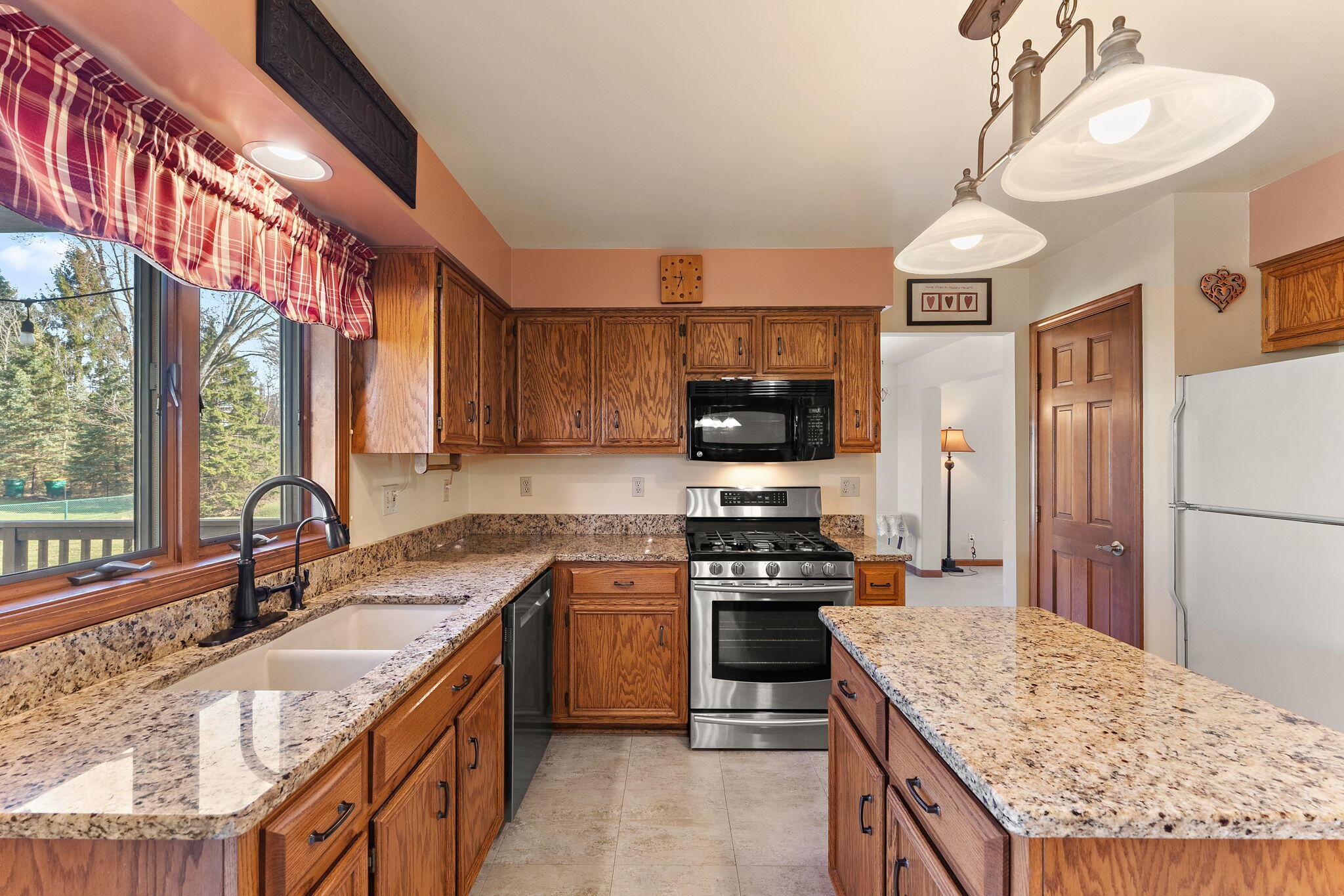 3115 Devonshire Circle Crown Point, IN 46307 - Photo 11 of 47 2048x1365