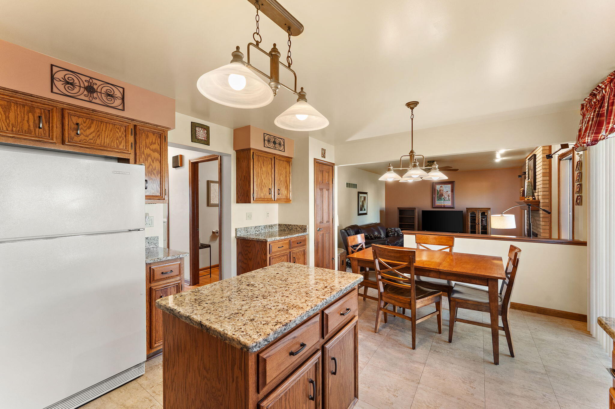 3115 Devonshire Circle Crown Point, IN 46307 - Photo 12 of 47 2048x1365