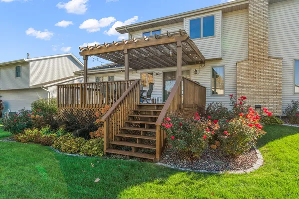 $425,000 | 3115 Devonshire Circle, Crown Point, IN 46307