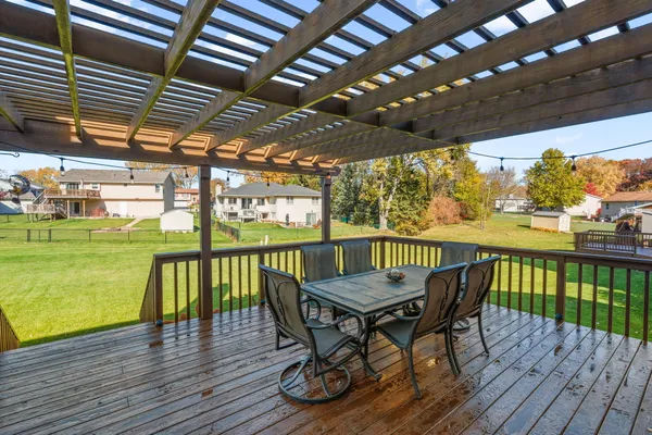 $425,000 | 3115 Devonshire Circle, Crown Point, IN 46307