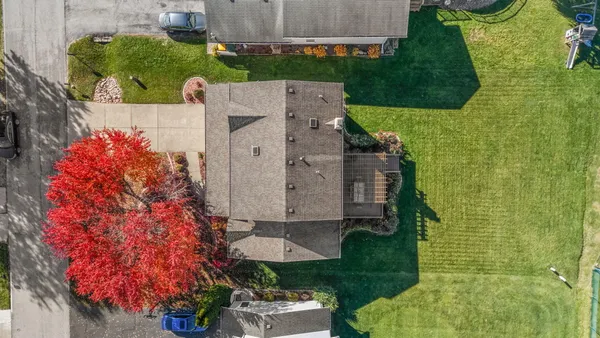 $425,000 | 3115 Devonshire Circle, Crown Point, IN 46307