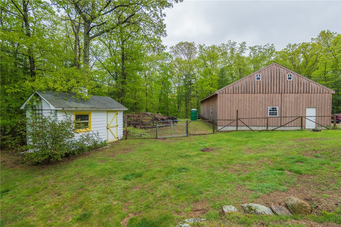 198 Carpenter Road Scituate, RI 02825 - Photo 24 of 27 Side/Back Yard