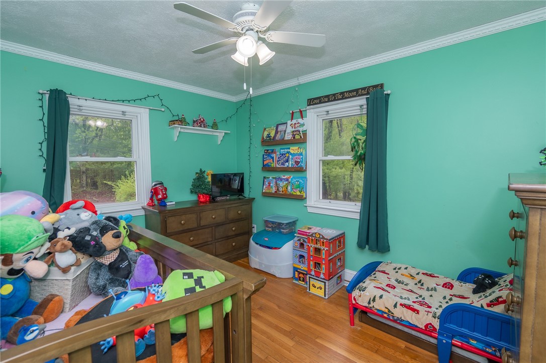 198 Carpenter Road Scituate, RI 02825 - Photo 10 of 27