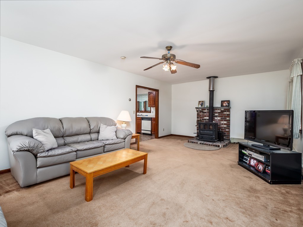 72 King's Road Norwood, MA 02062 - Photo 11 of 29 Gallery Image 11
