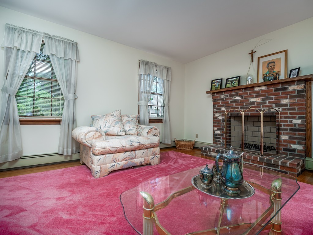 72 King's Road Norwood, MA 02062 - Photo 15 of 29 Gallery Image 15