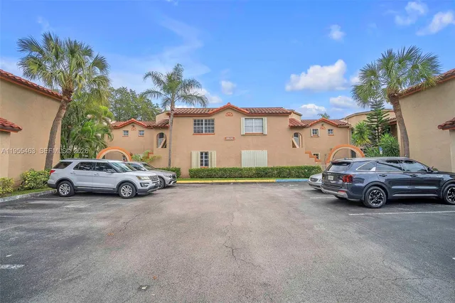 $241,999 | 8606 Southwest 3rd Street, Unit 103, Pembroke Pines, FL 33025