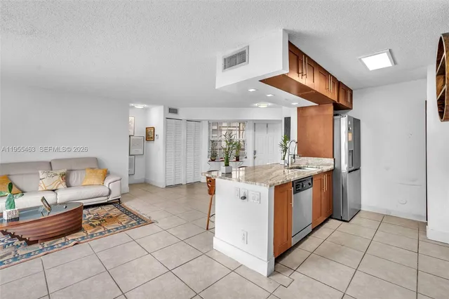 $241,999 | 8606 Southwest 3rd Street, Unit 103, Pembroke Pines, FL 33025