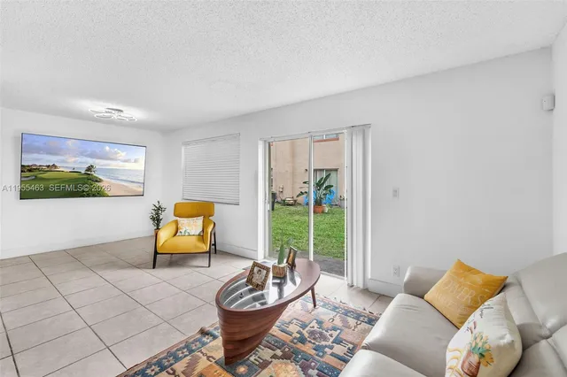 $241,999 | 8606 Southwest 3rd Street, Unit 103, Pembroke Pines, FL 33025