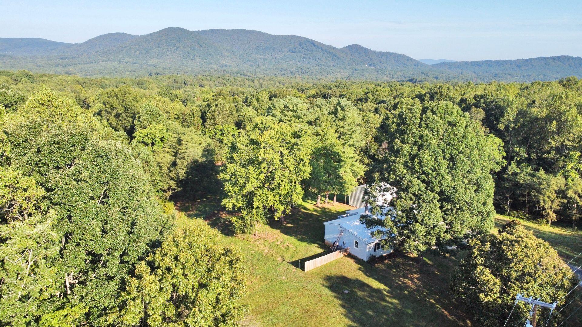 4453 Truman Hill Road Hardy, VA 24101 - Photo 8 of 15 57