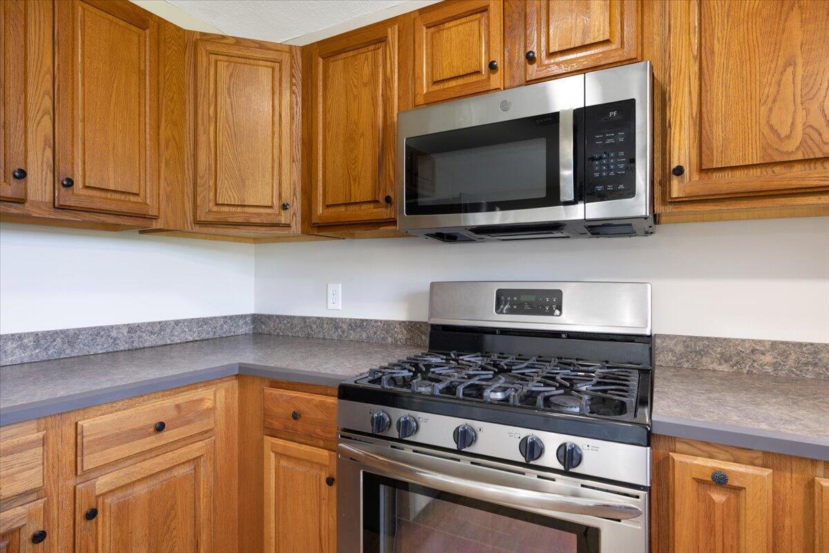 6506 Salerno Road Fort Pierce, FL 34951 - Photo 11 of 35 25-0B2A9820