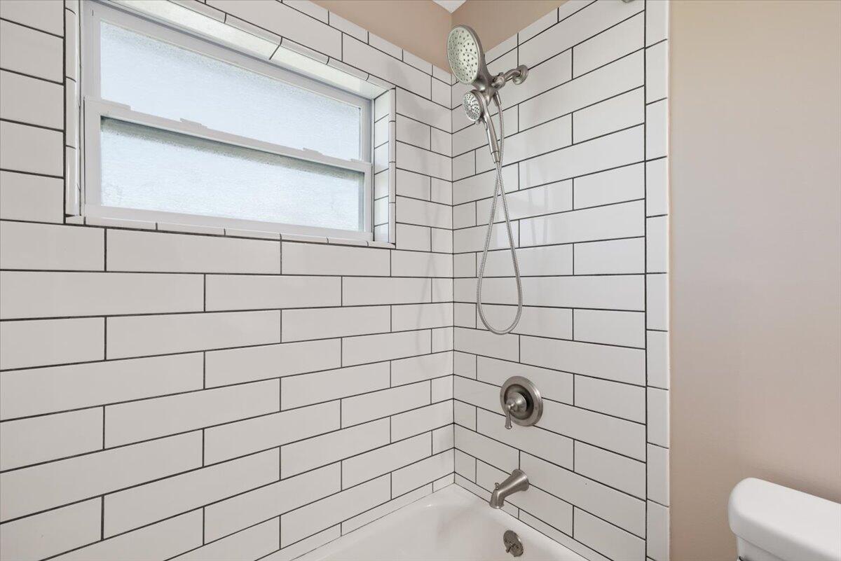 6506 Salerno Road Fort Pierce, FL 34951 - Photo 20 of 35 13-0B2A9695