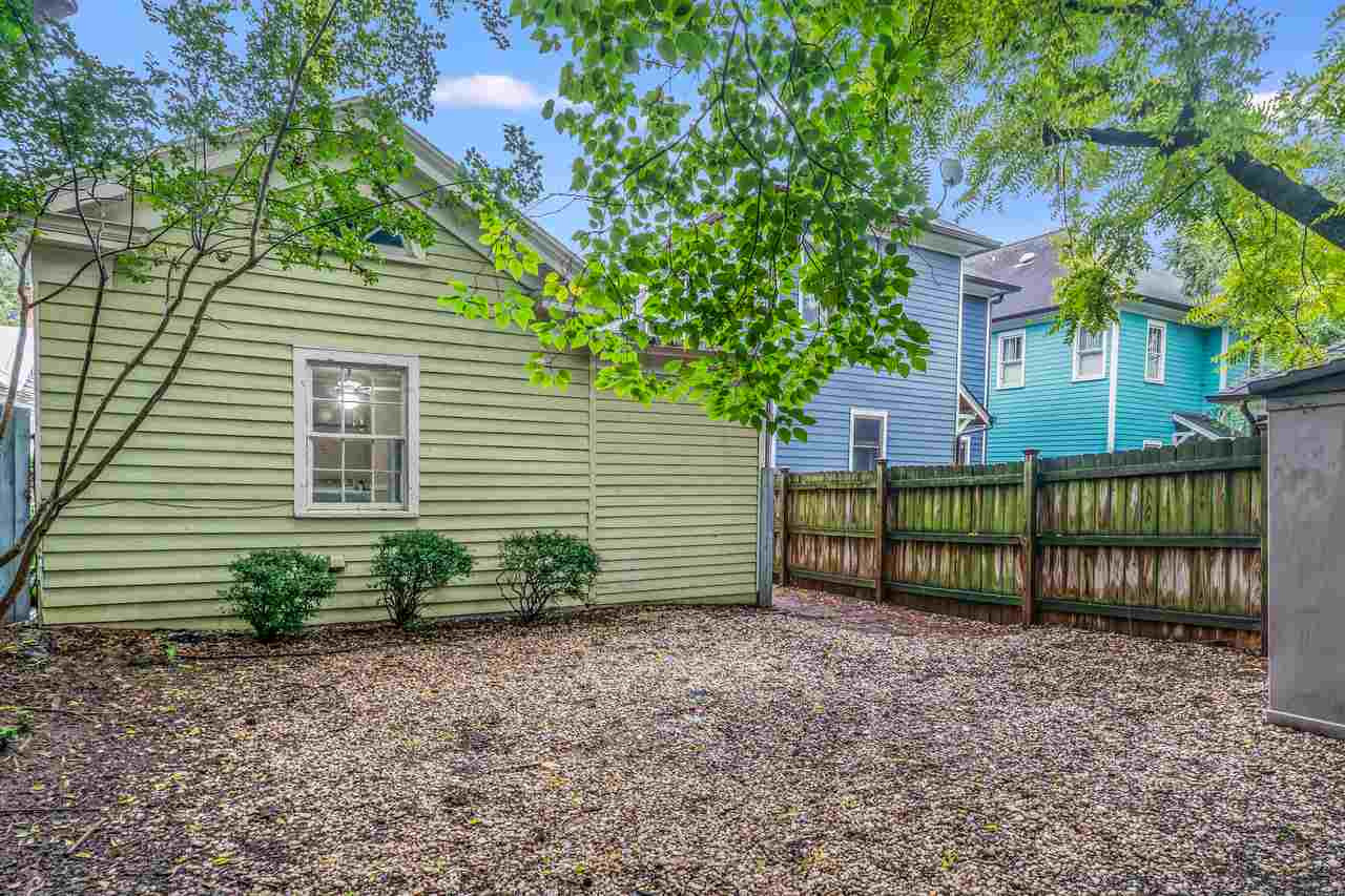 109 North Bloodworth Street Raleigh, NC 27601 - Photo 11 of 30 a front view of a house with garden