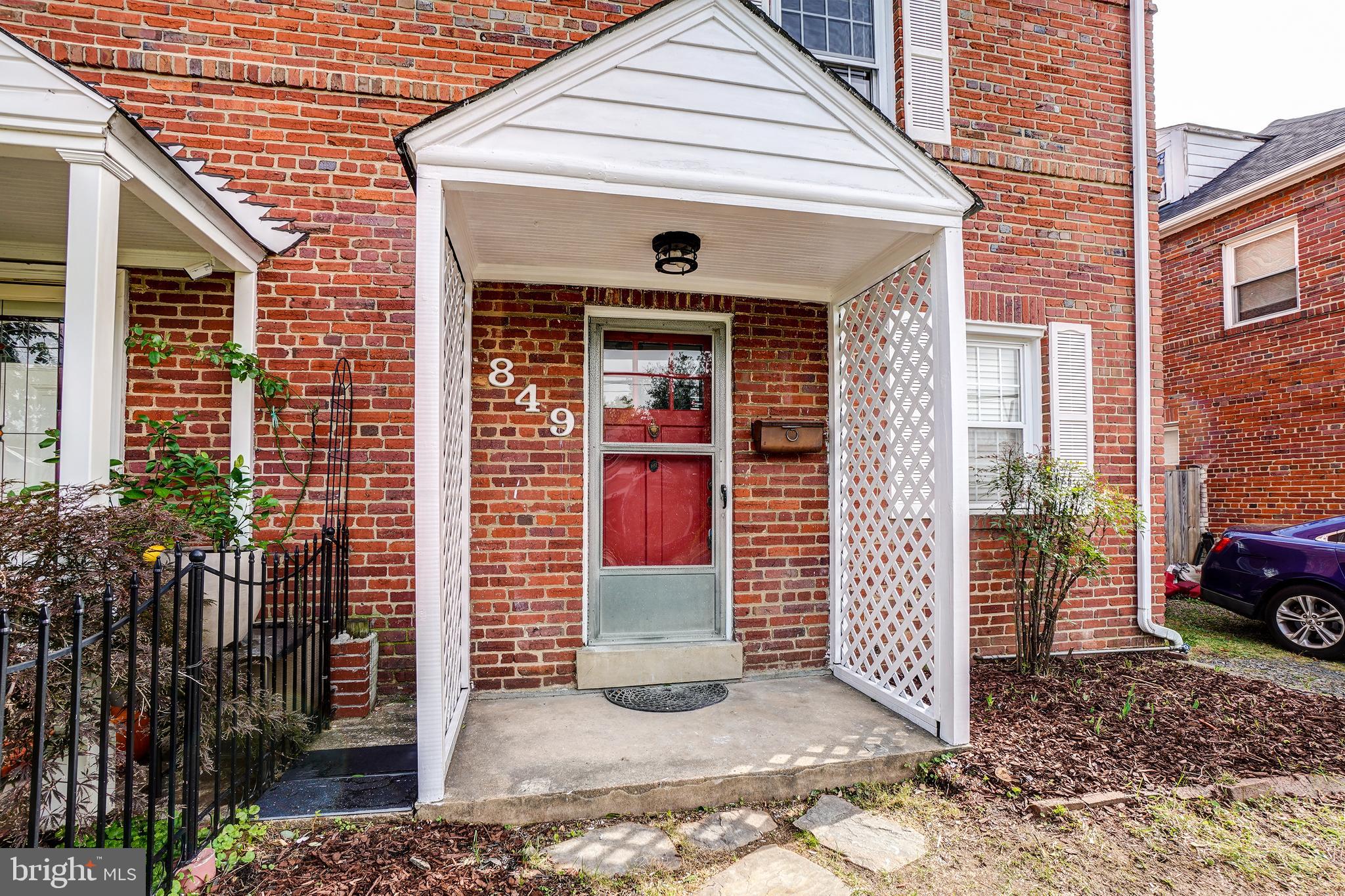 849 South Glebe Road Arlington, VA 22204 - Photo 1 of 38 Welcome home - renovated and move-in ready