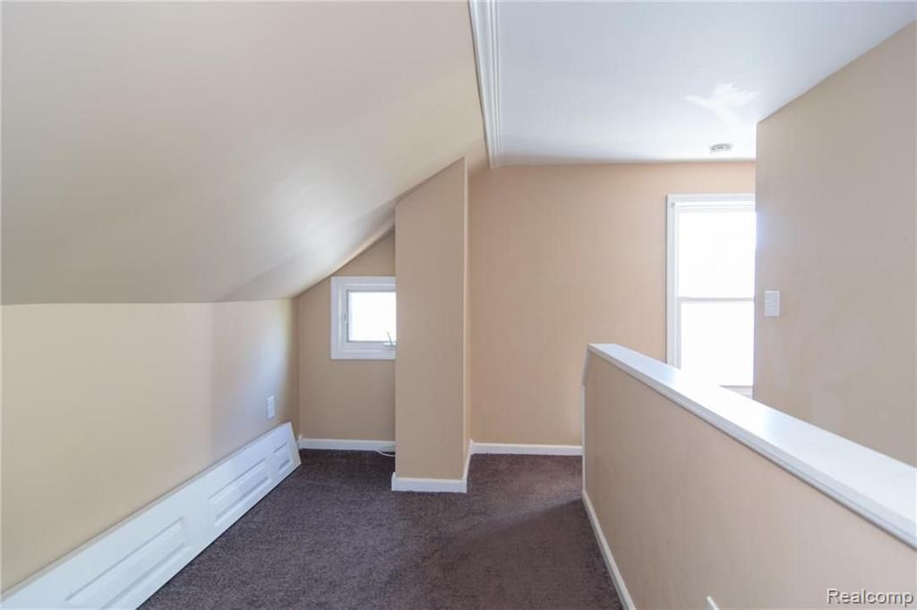 8183 Central Street Center Line, MI 48015 - Photo 18 of 35