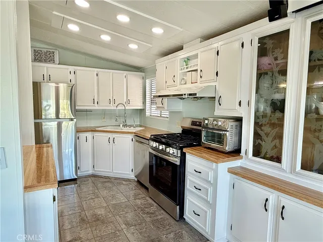 a close view of stove top oven